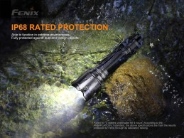 Linterna Fenix TK22TAC